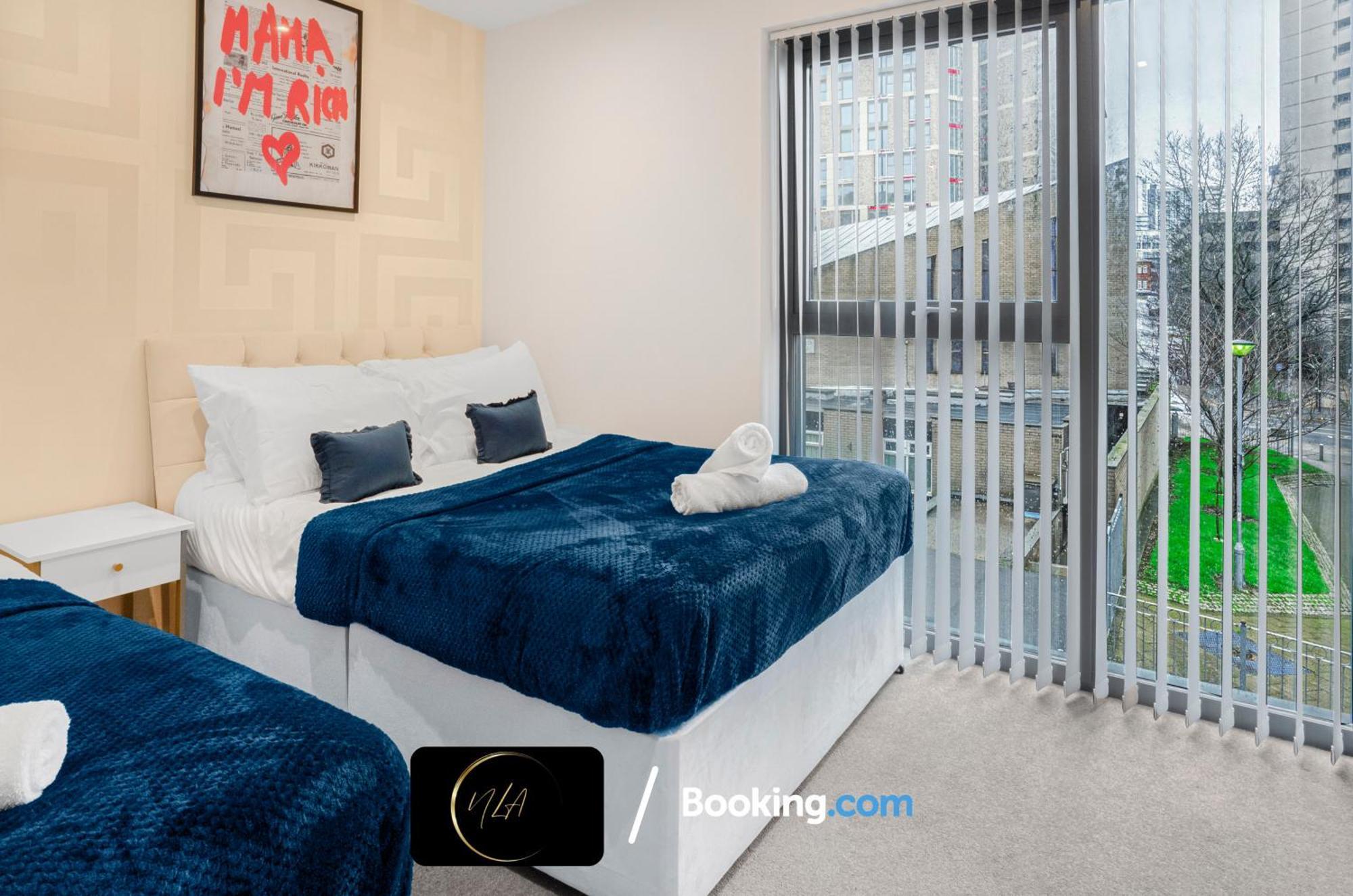 City Centre Apartment With Free Parking, 2 Bathrooms, Netflix And Wifi - Suitable For Contractors And Families - By Noor Luxury Accommodations Birmingham Exterior photo